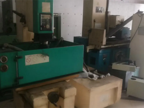 火花（huā）機回收    