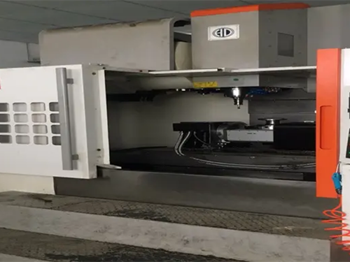 數（shù）控機床（chuáng）回收   